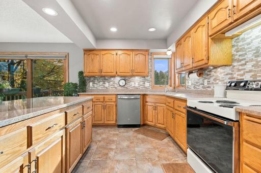 940 Douglas Court, Anoka, MN 55303