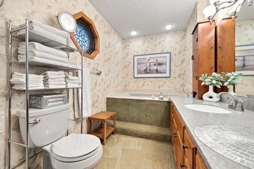 940 Douglas Court, Anoka, MN 55303