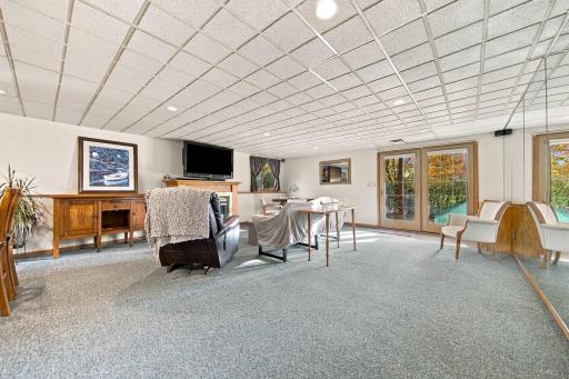 940 Douglas Court, Anoka, MN 55303