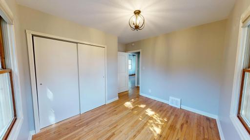 140 6th Street SE, Glenville, MN 56036