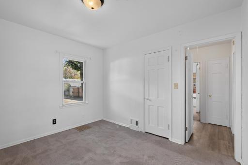 4822 Bryant Avenue N, Minneapolis, MN 55430