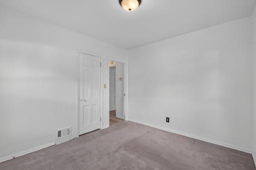 4822 Bryant Avenue N, Minneapolis, MN 55430