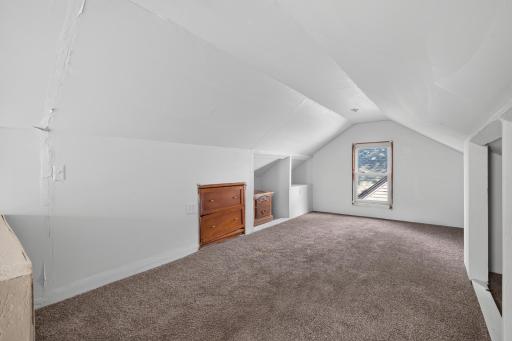 4822 Bryant Avenue N, Minneapolis, MN 55430
