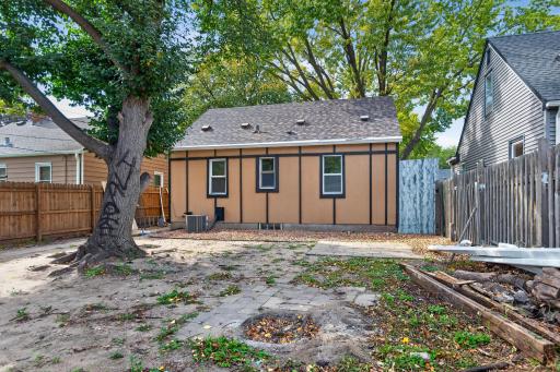 4822 Bryant Avenue N, Minneapolis, MN 55430