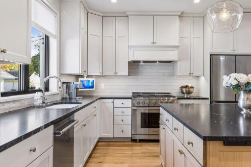 5047 Abbott Avenue S, Minneapolis, MN 55410