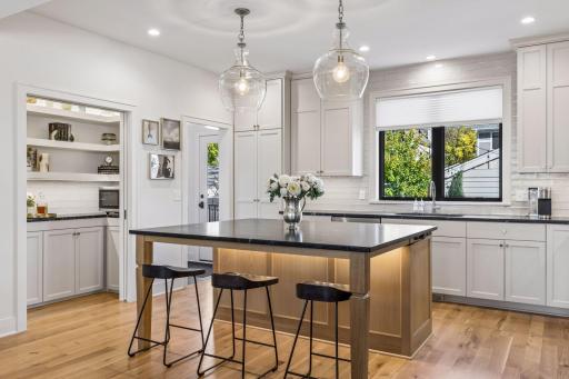 5047 Abbott Avenue S, Minneapolis, MN 55410