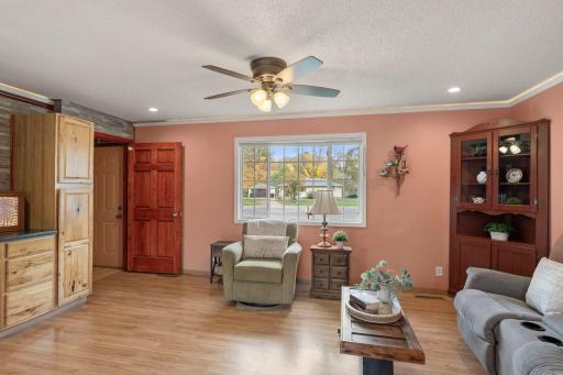 709 120th Avenue NE, Blaine, MN 55434
