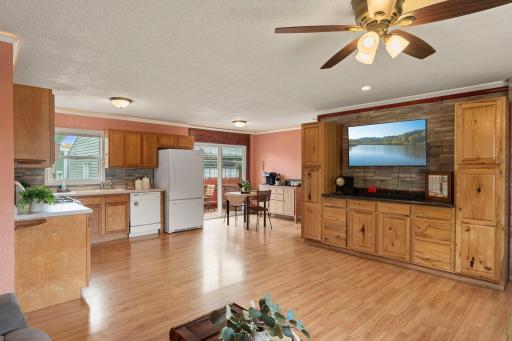 709 120th Avenue NE, Blaine, MN 55434