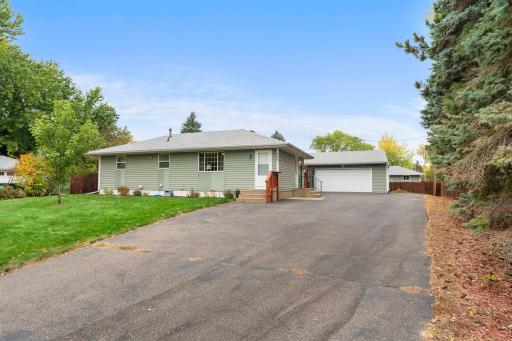 709 120th Avenue NE, Blaine, MN 55434