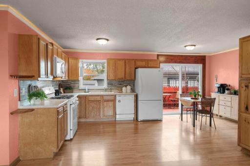 709 120th Avenue NE, Blaine, MN 55434