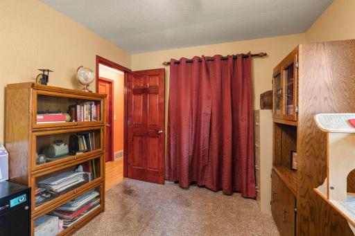709 120th Avenue NE, Blaine, MN 55434