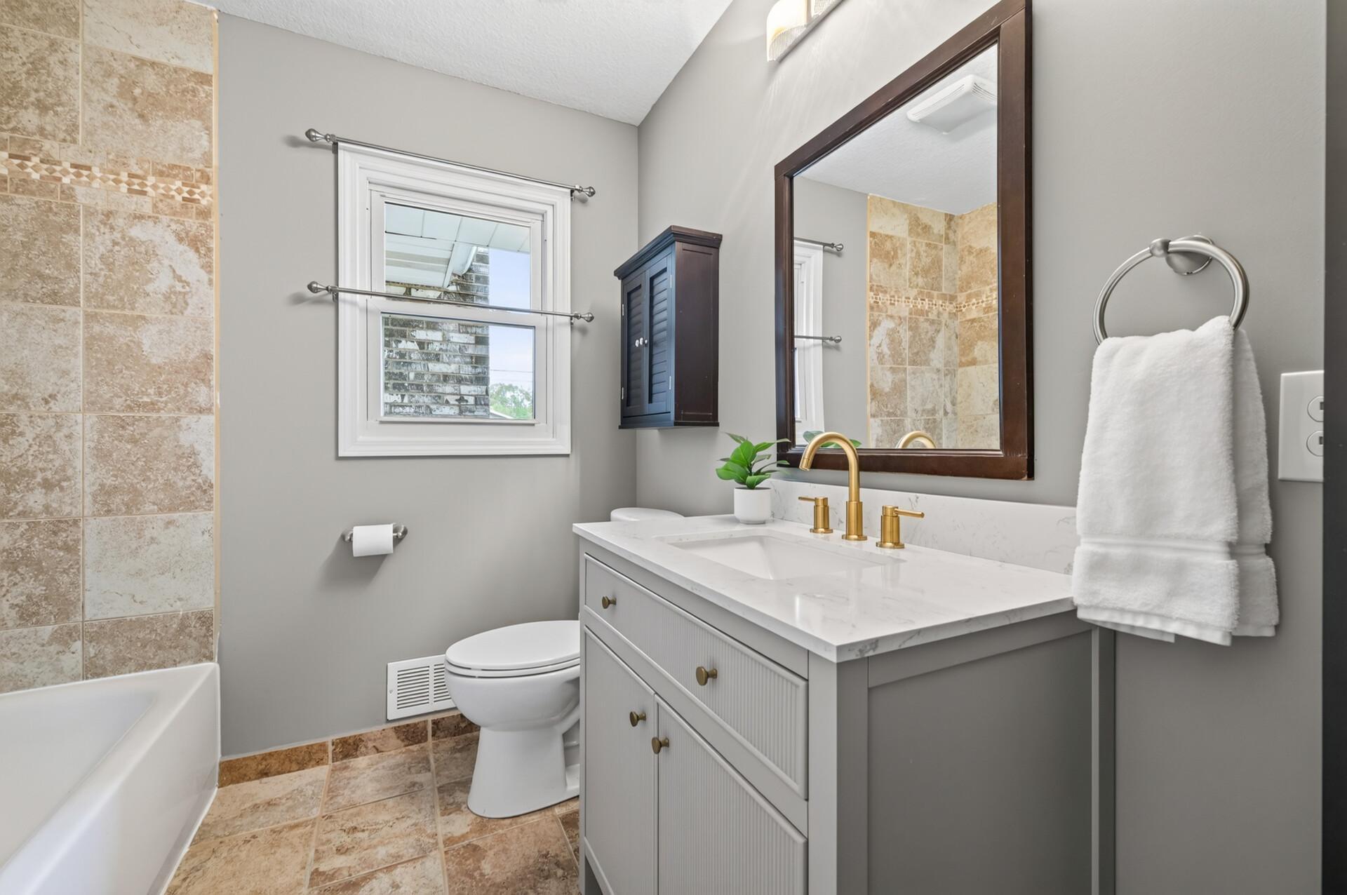 Main floor full bath