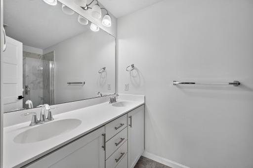 12311 Alamo Circle NE, C, Blaine, MN 55449
