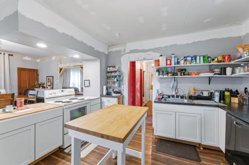 400 E Grove Street, Caledonia, MN 55921