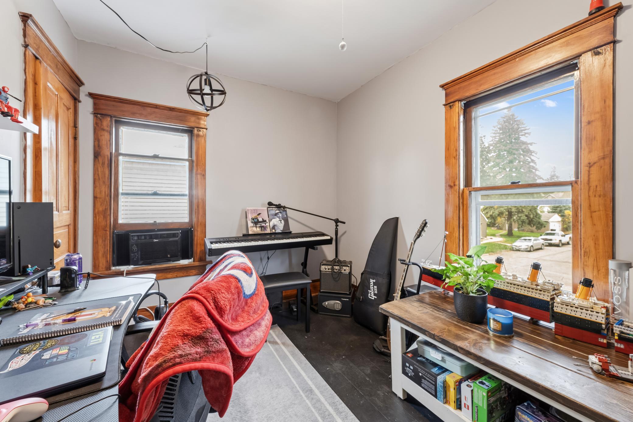 400 Grove St SE Calidonia (12).jpg