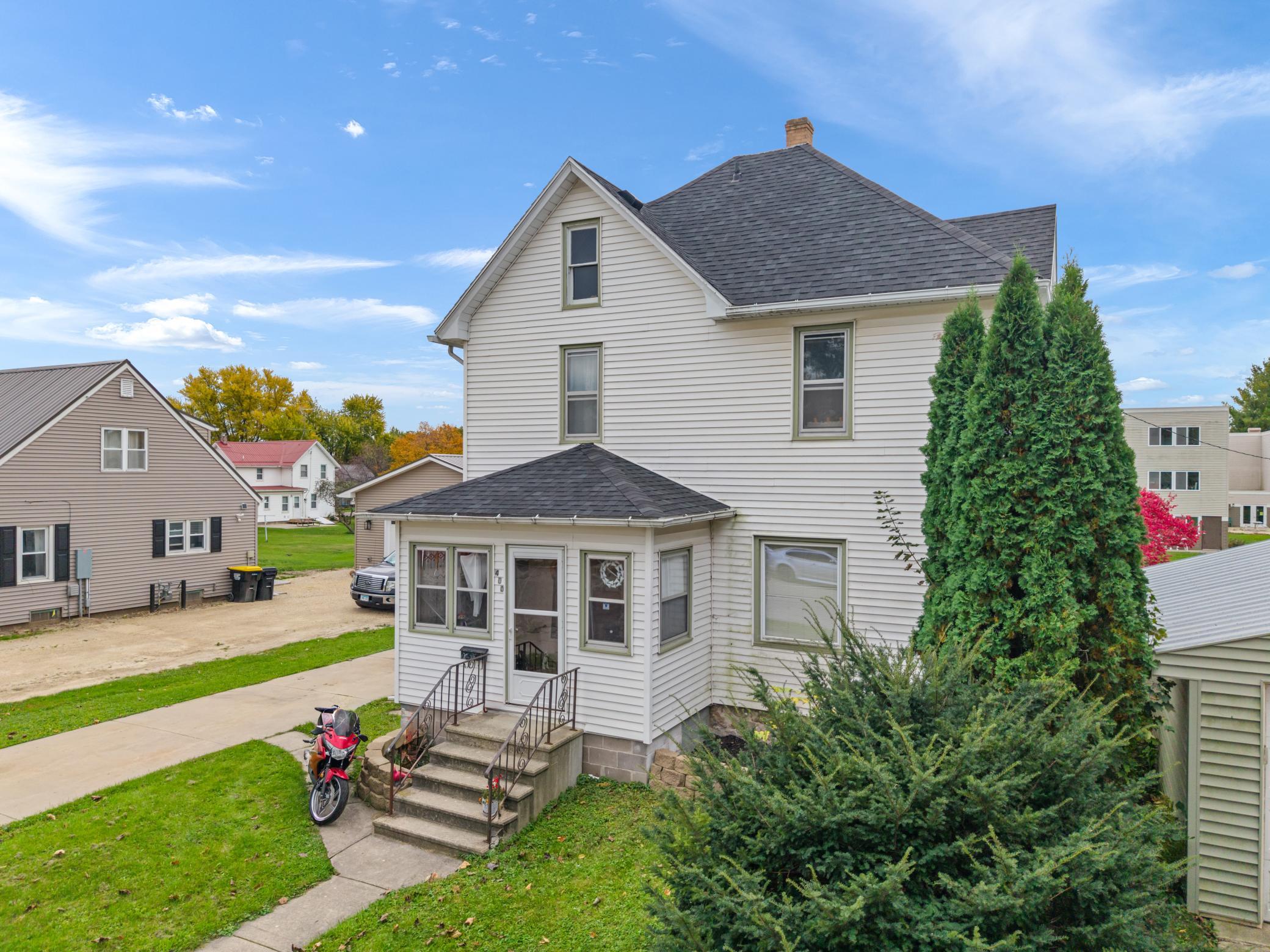 400 Grove St SE Calidonia (20).jpg