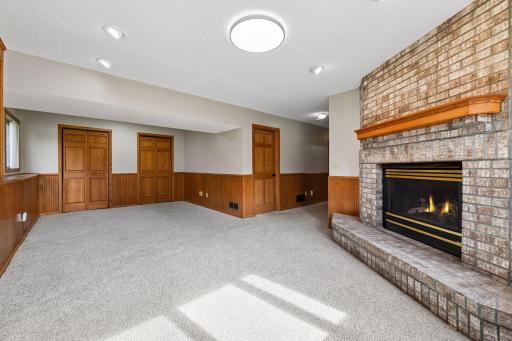2621 Emerald Lane, Shakopee, MN 55379