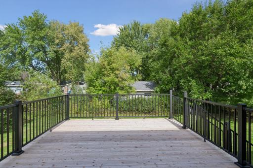 2621 Emerald Lane, Shakopee, MN 55379