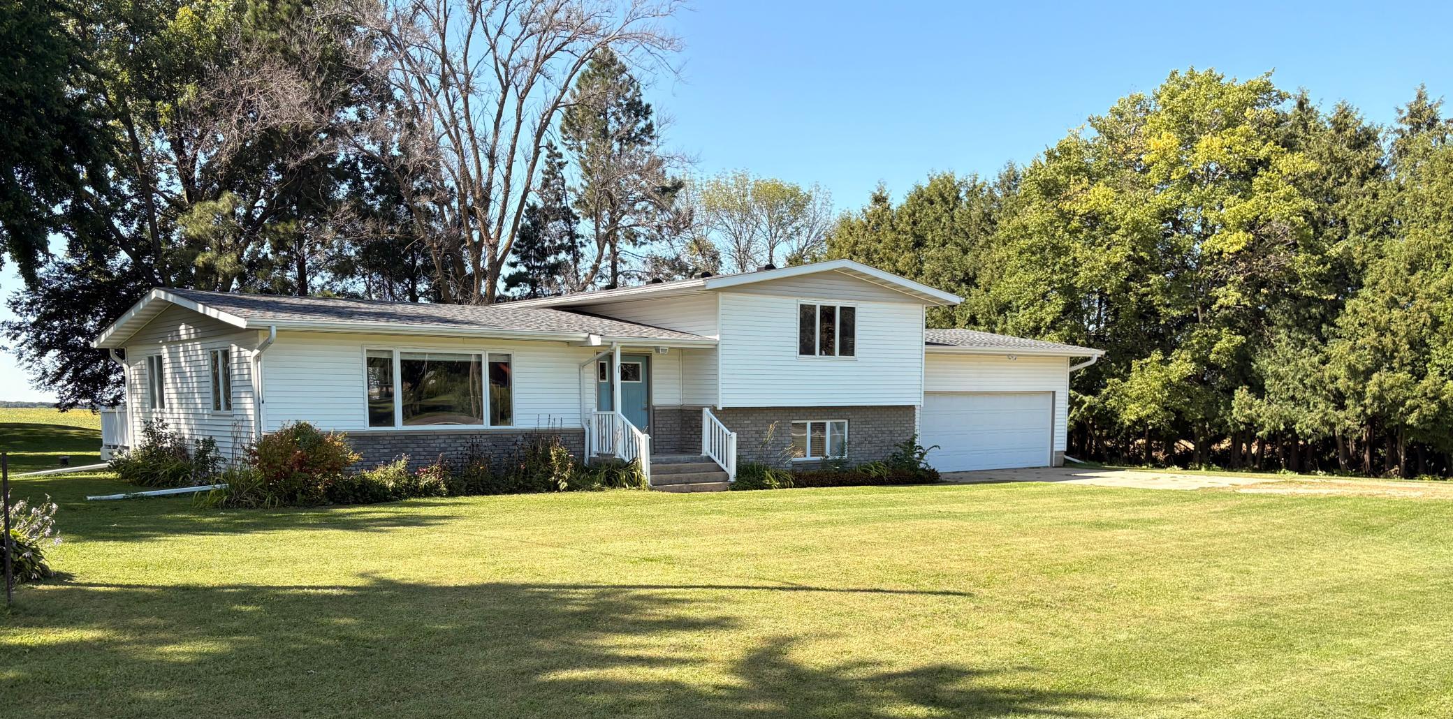 Property photo for 10835 690th Avenue, Emmons, MN 56029