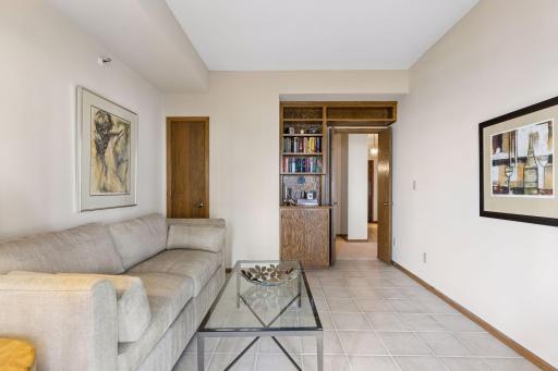 1235 Yale Place, 908, Minneapolis, MN 55403
