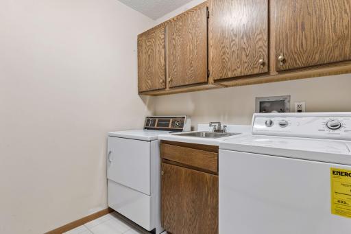 1235 Yale Place, 908, Minneapolis, MN 55403
