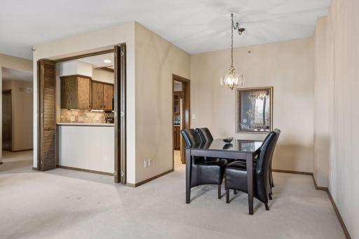 1235 Yale Place, 908, Minneapolis, MN 55403