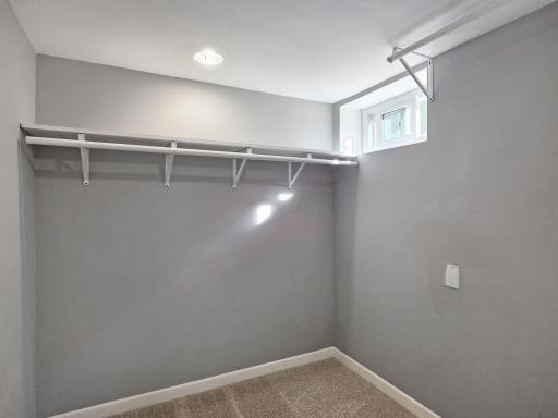 9312 Oakland Avenue S, Bloomington, MN 55420