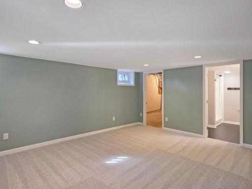 9312 Oakland Avenue S, Bloomington, MN 55420