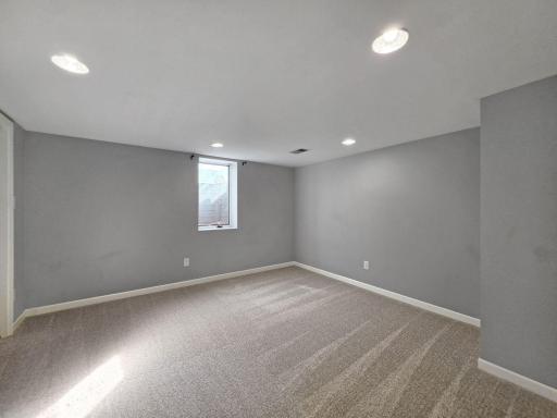 9312 Oakland Avenue S, Bloomington, MN 55420