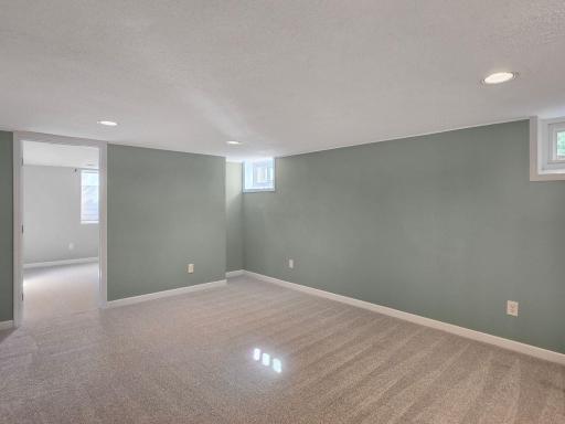 9312 Oakland Avenue S, Bloomington, MN 55420