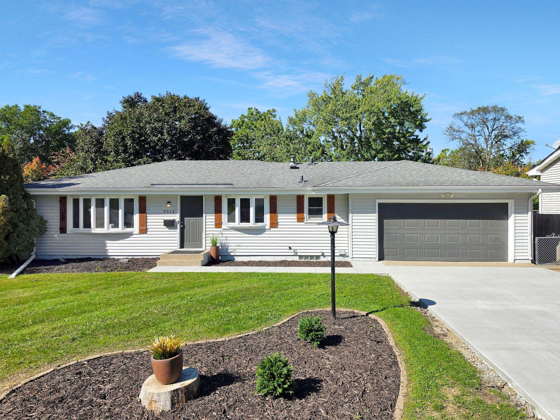 Property photo for 9312 Oakland Avenue S, Bloomington, MN 55420