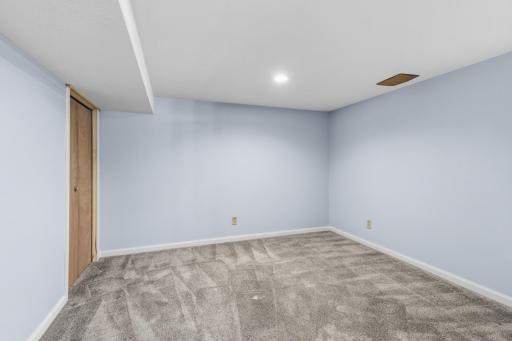 300 109th Avenue NW, Coon Rapids, MN 55448