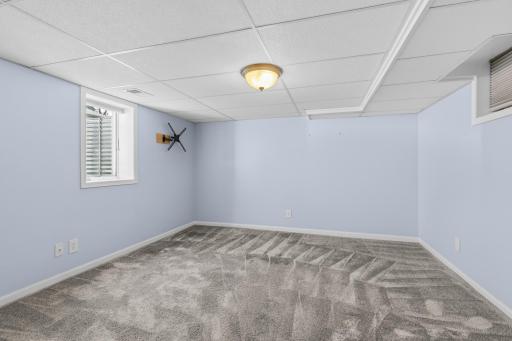 300 109th Avenue NW, Coon Rapids, MN 55448