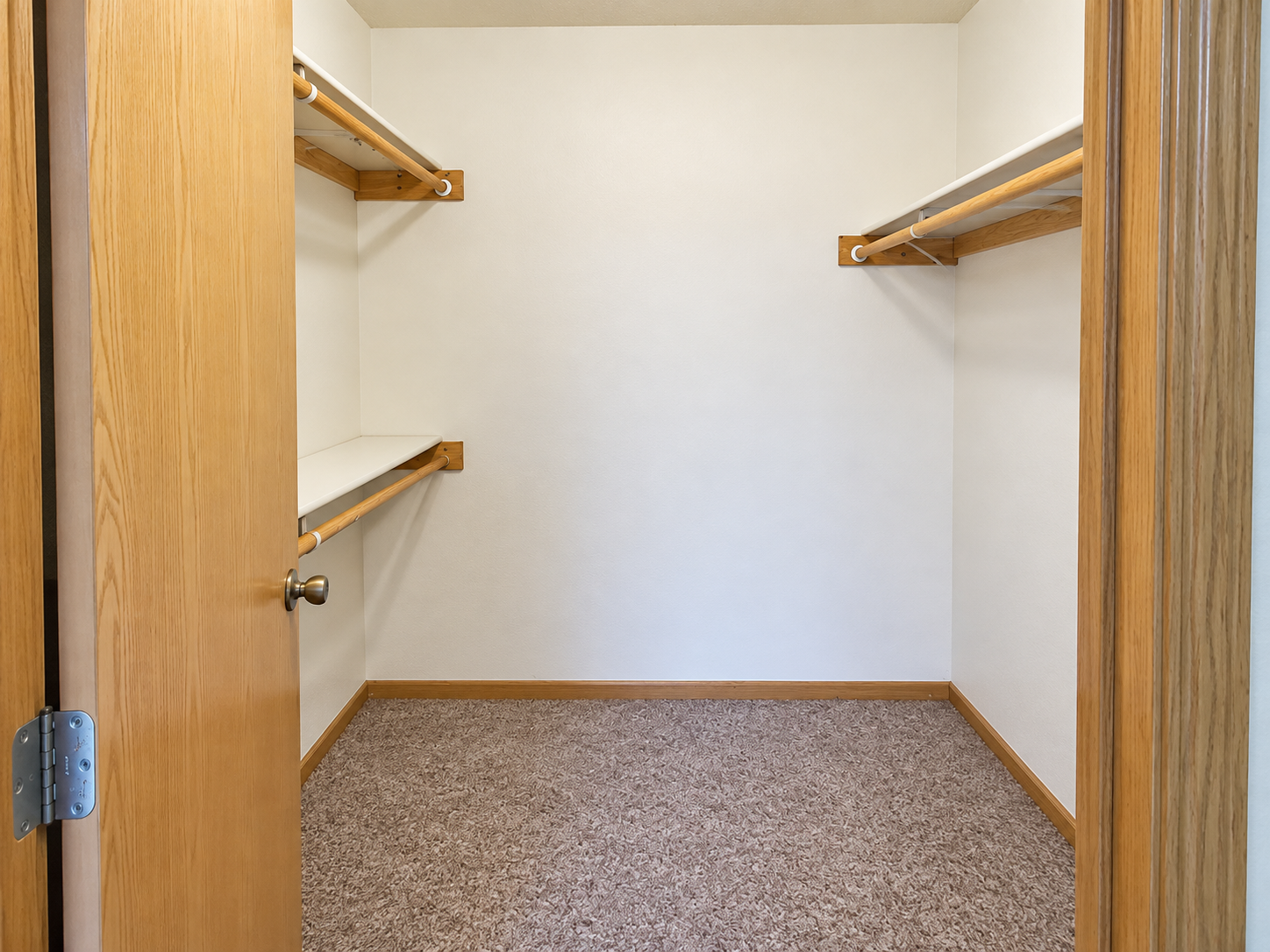 Bayberry Court Bedroom 2 Closet.png