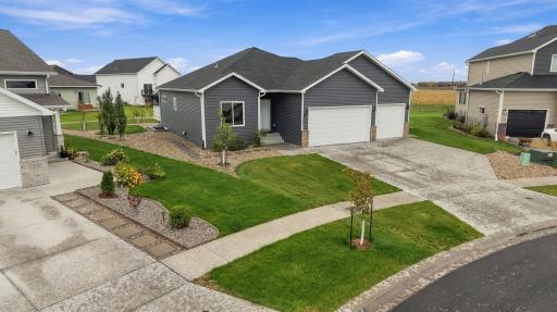 7386 28th Street S, Fargo, ND 58104