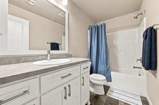 7386 28th Street S, Fargo, ND 58104