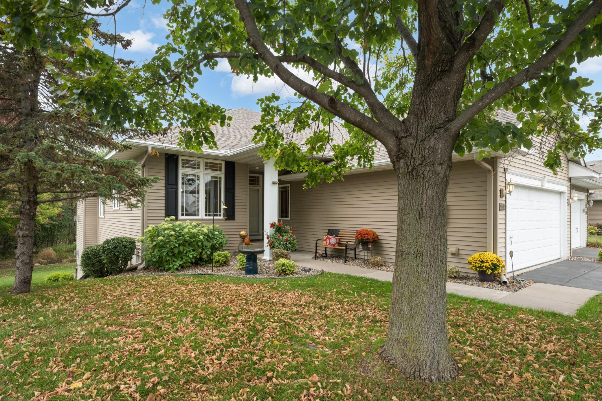 Beautifully upgraded one-level twin home tucked into a cul-de-sac! Enjoy main-level living with the bonus of a fully finished walkout lower level and peaceful natural surroundings.