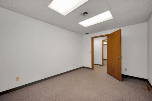 301 Downtown Plaza, Fairmont, MN 56031