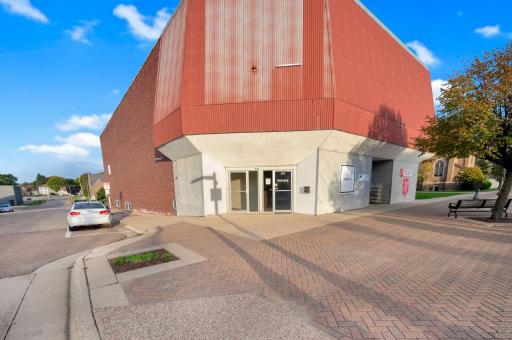 301 Downtown Plaza, Fairmont, MN 56031