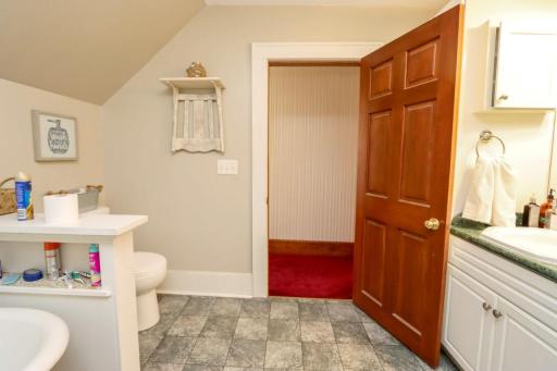 155 2nd Street, Delhi, MN 56283