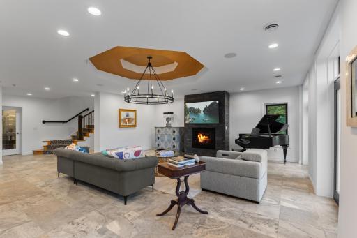 5966 Blackberry Trail E, Inver Grove Heights, MN 55076