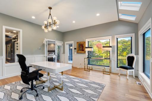 5966 Blackberry Trail E, Inver Grove Heights, MN 55076