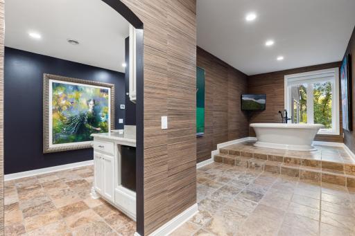 5966 Blackberry Trail E, Inver Grove Heights, MN 55076