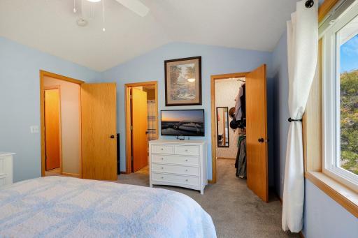 9736 Evergreen Avenue N, Brooklyn Park, MN 55443