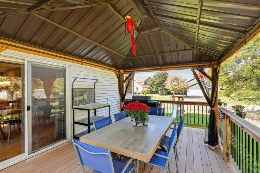 9736 Evergreen Avenue N, Brooklyn Park, MN 55443