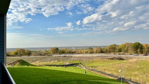 2147 Bluff Heights Drive, Shakopee, MN 55379