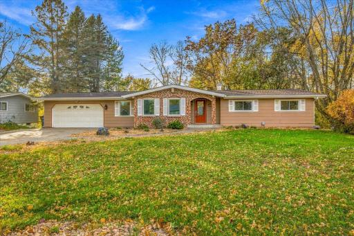 651 Sunset Lane N, Cambridge, MN 55008