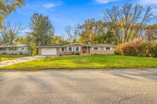 651 Sunset Lane N, Cambridge, MN 55008