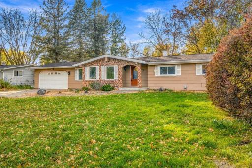 651 Sunset Lane N, Cambridge, MN 55008