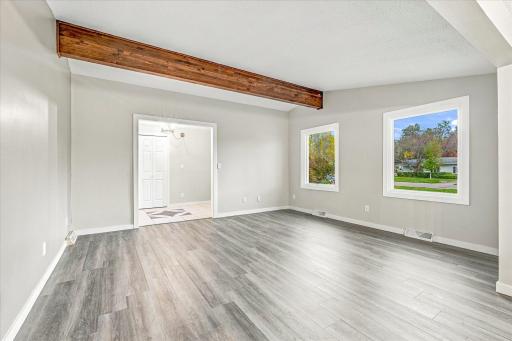 651 Sunset Lane N, Cambridge, MN 55008